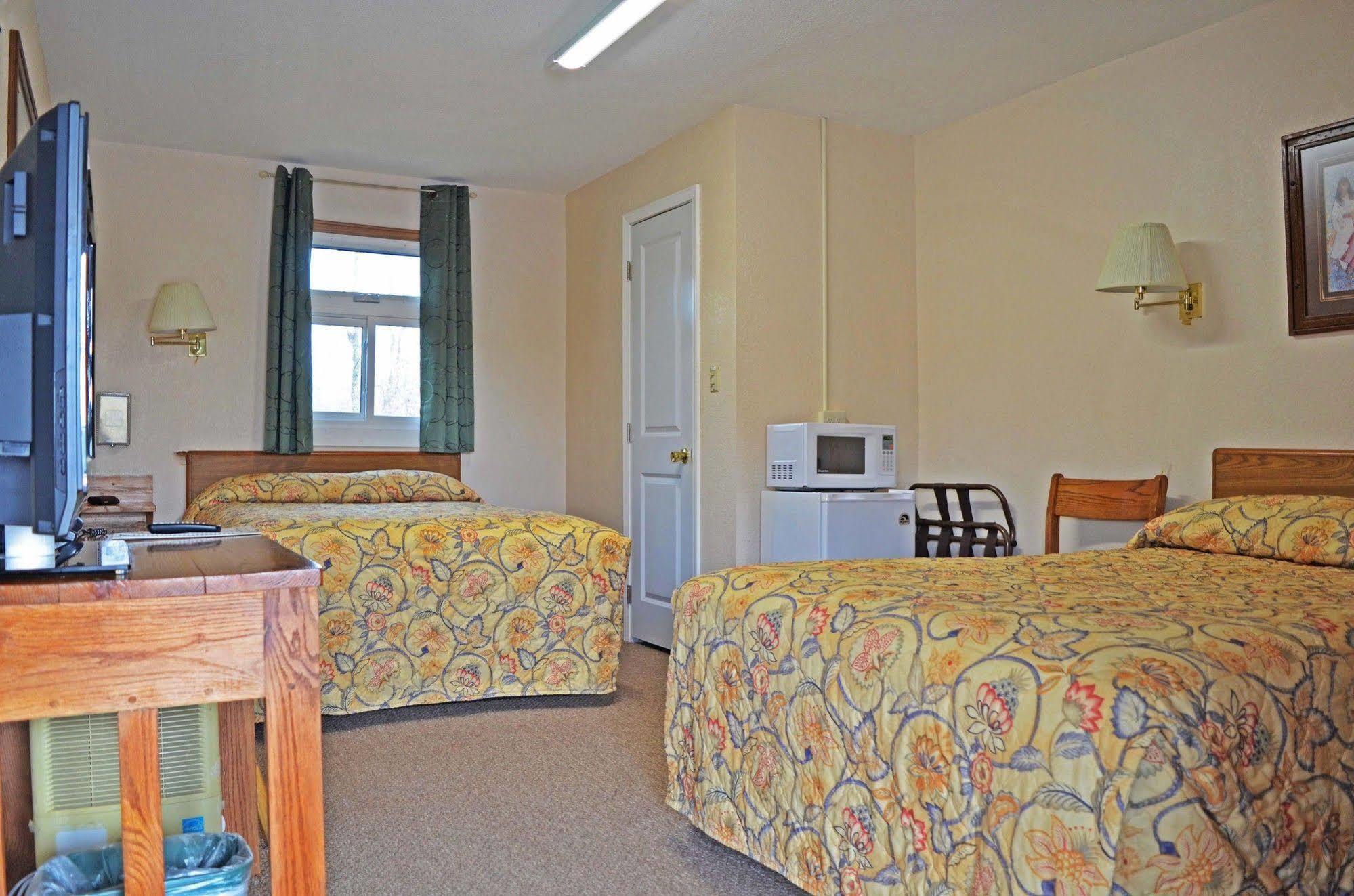 Little River Inn Motel Leon Exteriör bild